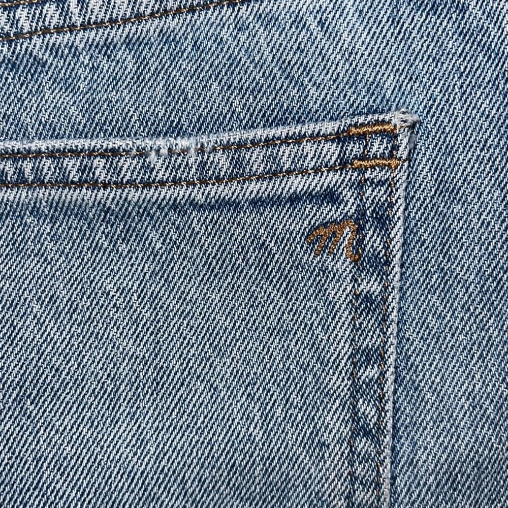 Madewell The Perfect Jean Short in Balsam Wash: TENCEL Denim Edition 27 🤍 - Picture 3 of 6